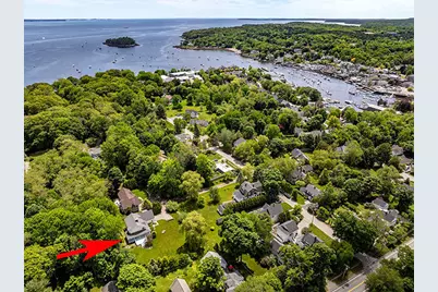 8 N Lewis Avenue, Camden, ME 04843 - Photo 2