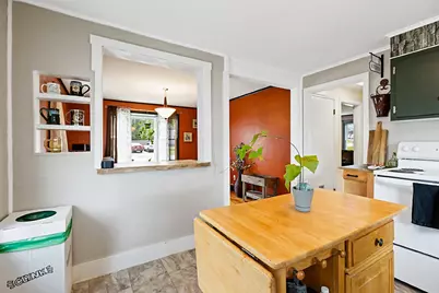 29 Sterling Street, Waterville, ME 04901 - Photo 18