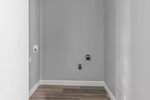 27 Church St, Livermore Falls, ME 04254 - Photo 14