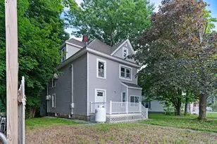 27 Church St, Livermore Falls, ME 04254 - Photo 2