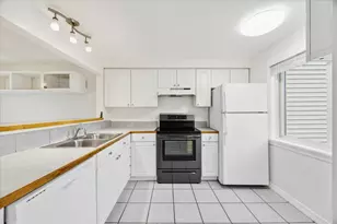 25 Lawrence St, Westbrook, ME 04092 - Photo 8
