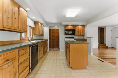 16 Woodland Avenue, Lisbon, ME 04252 - Photo 4