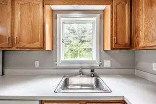 49 Northwood Dr, Portland, ME 04103 - Photo 18