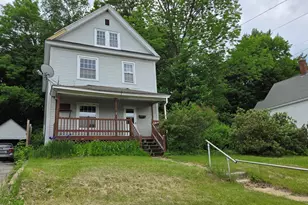 515 Hancock St, Rumford, ME 04276 - Photo 2