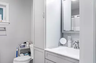 247 Perham St, Farmington, ME 04938 - Photo 10