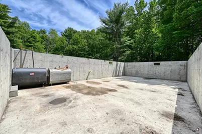 1075 Hill Road, Clinton, ME 04927 - Photo 14