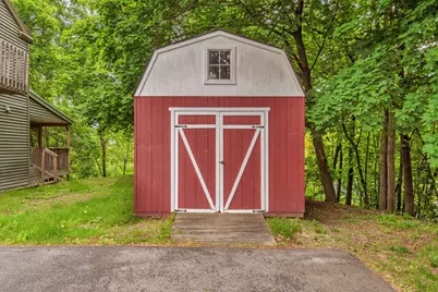 39 Manning Avenue, Lewiston, ME 04240 - Photo 14