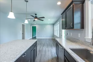 116 Mountain View Ext, Rockland, ME 04841 - Photo 12
