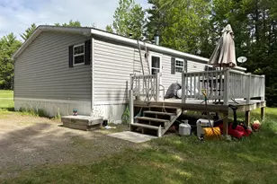 25 Nicole Ln, Benton, ME 04901 - Photo 2