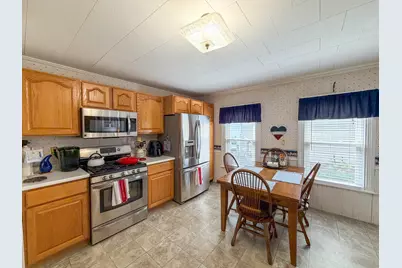 221 Birch Street, Bangor, ME 04401 - Photo 10