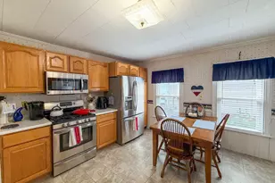 221 Birch St, Bangor, ME 04401 - Photo 10