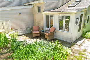 18 Thurston Dr, Monmouth, ME 04259 - Photo 4
