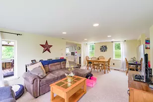 275 Newburgh Rd, Hermon, ME 04401 - Photo 14