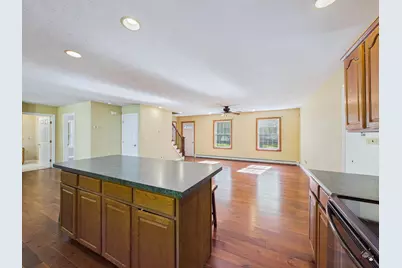 91 Cotton Road, Lewiston, ME 04240 - Photo 12