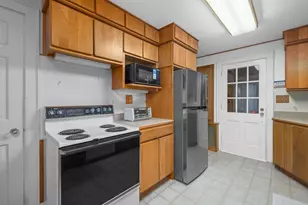 66 Graham St, Biddeford, ME 04005 - Photo 4