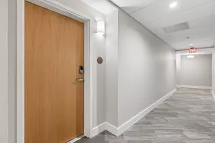 387 Commercial St, Portland, ME 04101 - Photo 14