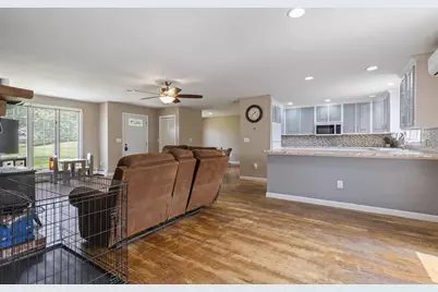 446 Eastern Avenue, Augusta, ME 04330 - Photo 12