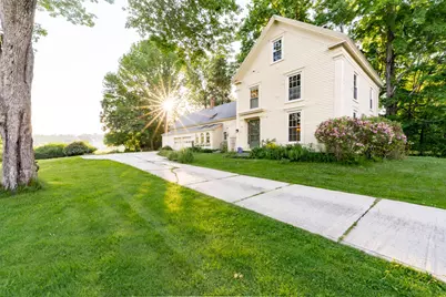 532 E Elm Street, Yarmouth, ME 04096 - Photo 2