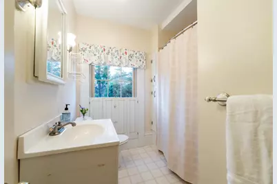 532 E Elm Street, Yarmouth, ME 04096 - Photo 28