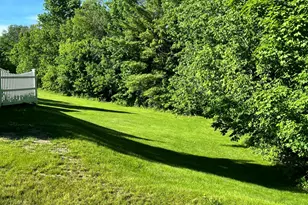 298 Perham St, Farmington, ME 04938 - Photo 28
