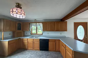 78 Elm St, Guilford, ME 04443 - Photo 10