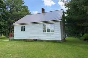 78 Elm St, Guilford, ME 04443 - Photo 4