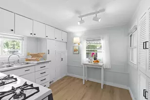 2 Cherry Ln, Kittery, ME 03904 - Photo 6