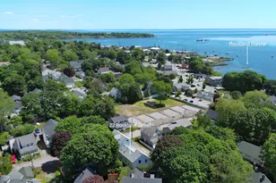 22 Rockland St, Rockland, ME 04841 - Photo 2