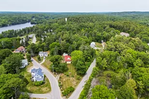 15 Lakeview Rd, Boothbay Harbor, ME 04538 - Photo 2