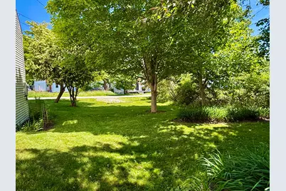 16 Brighton Avenue, Vinalhaven, ME 04863 - Photo 4