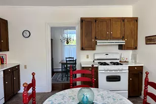 16 Brighton Ave, Vinalhaven, ME 04863 - Photo 14