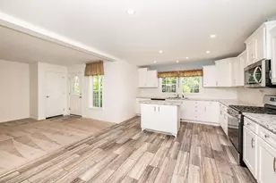 9 Wiscasset St, Berwick, ME 03901 - Photo 8