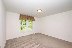 9 Wiscasset St, Berwick, ME 03901 - Photo 12