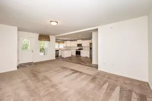 9 Wiscasset St, Berwick, ME 03901 - Photo 4
