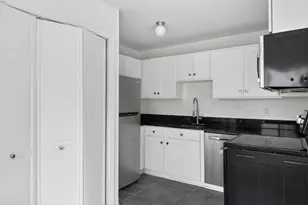18 Ocean St, South Portland, ME 04106 - Photo 12