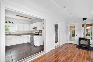 15 Tea St, Rockland, ME 04841 - Photo 6
