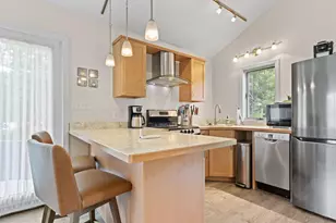 14 Holly St, Portland, ME 04103 - Photo 50