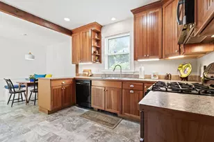 14 Holly St, Portland, ME 04103 - Photo 18
