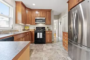 14 Holly St, Portland, ME 04103 - Photo 22