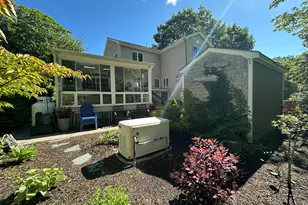 10 Highland Ave, Ogunquit, ME 03907 - Photo 2