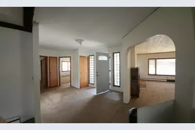 388 Aroostook Avenue, Millinocket, ME 04462 - Photo 4