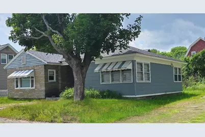 388 Aroostook Avenue, Millinocket, ME 04462 - Photo 2