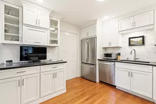 12 Foreside Common, Falmouth, ME 04105 - Photo 10