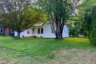 12 Winchester St, Presque Isle, ME 04769 - Photo 8