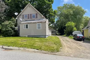 200 Free St, Dexter, ME 04930 - Photo 2