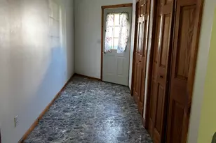 28 Denise Ave, Oakland, ME 04963 - Photo 2