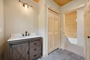 142 W Summit Rd, Woodstock, ME 04219 - Photo 30