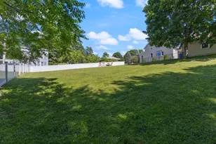 31 Dill St, Lewiston, ME 04240 - Photo 14