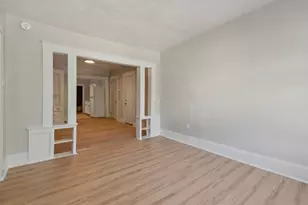 37 Union St, Lewiston, ME 04240 - Photo 4