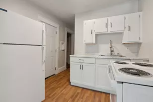 37 Union St, Lewiston, ME 04240 - Photo 8
